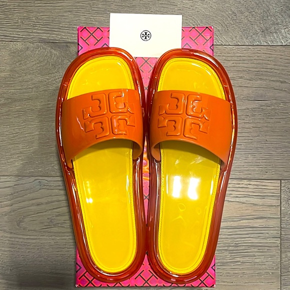 NIB Tory Burch Bubble Jelly Slides Chipotle Spice/Golden Bright Raised DoubleT-9 - Picture 2 of 9